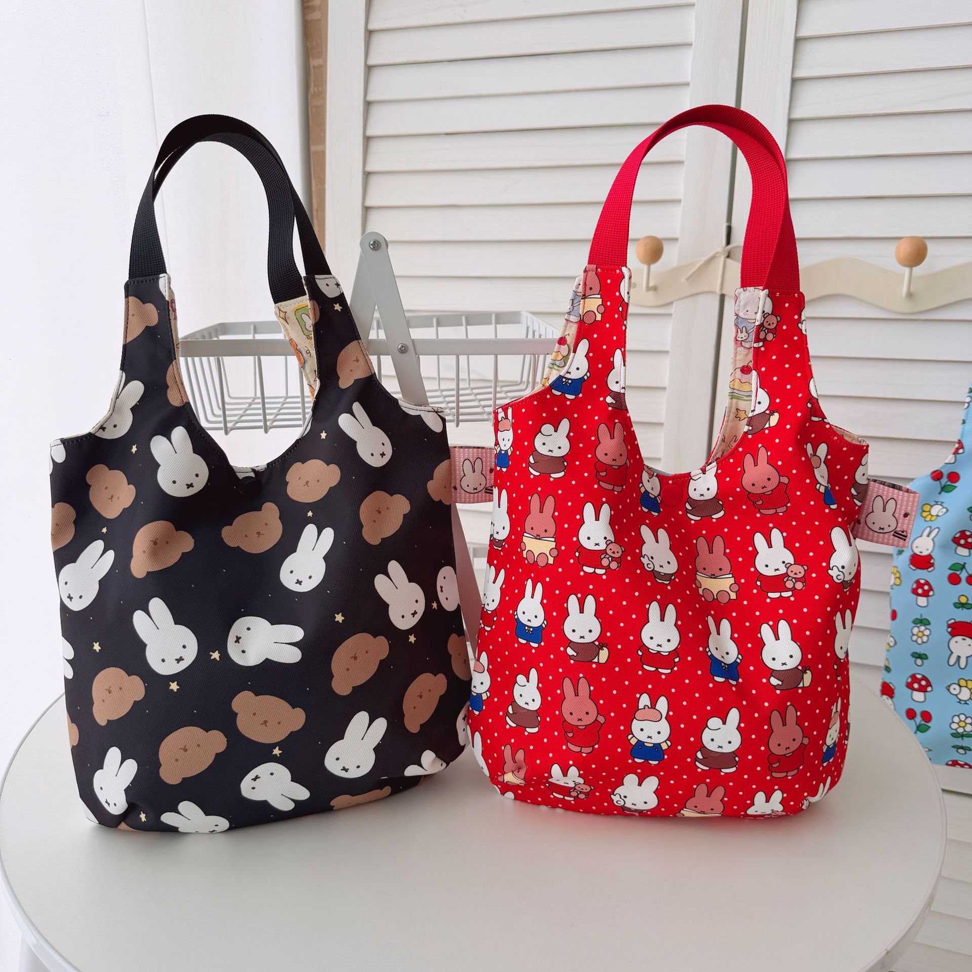 Niedliche Miffy-Kaninchen-Trag – Good Floral & Wedding Decor Supply Photos Bewertung und Preis
